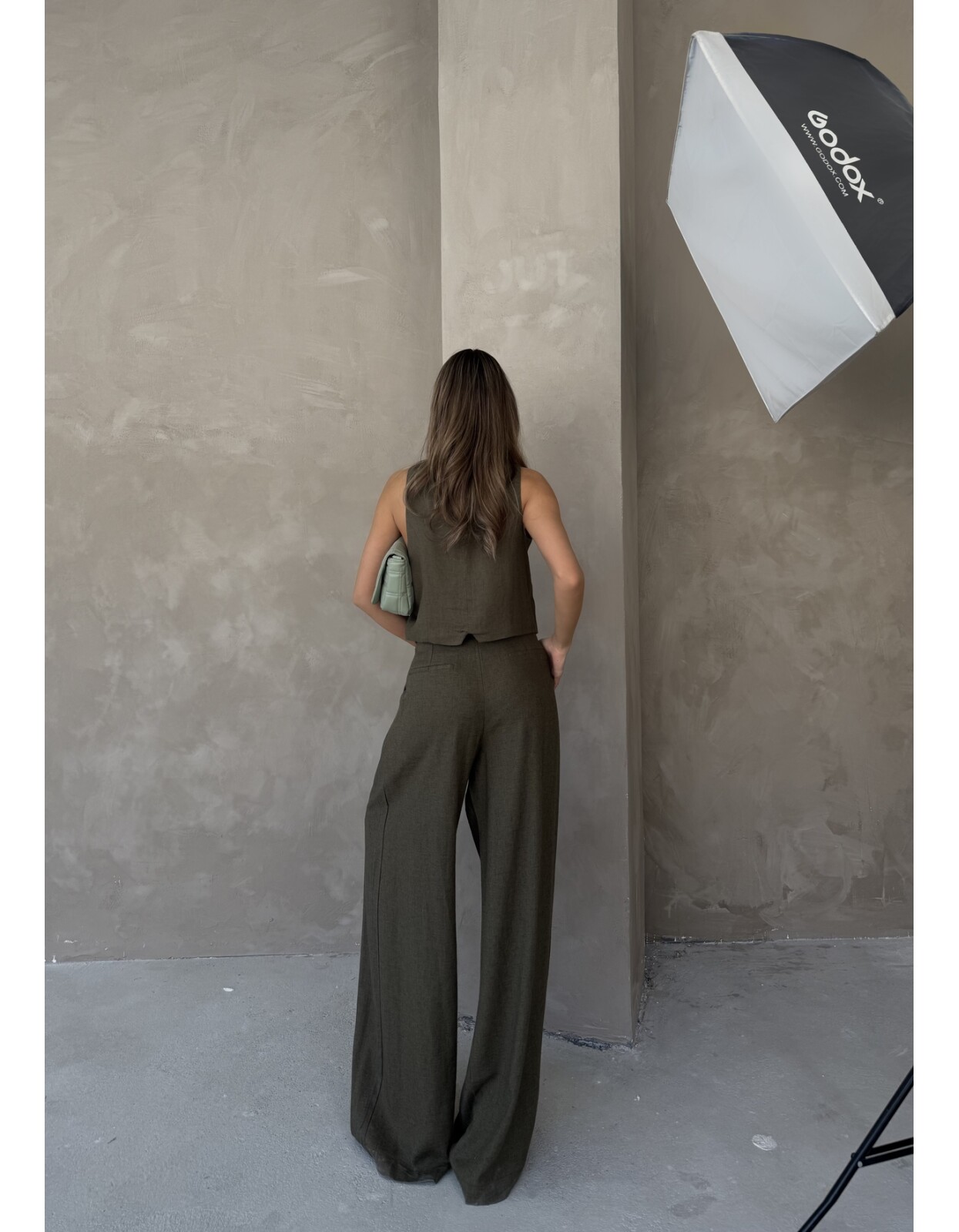 2402 - Keten Yelekli Takım