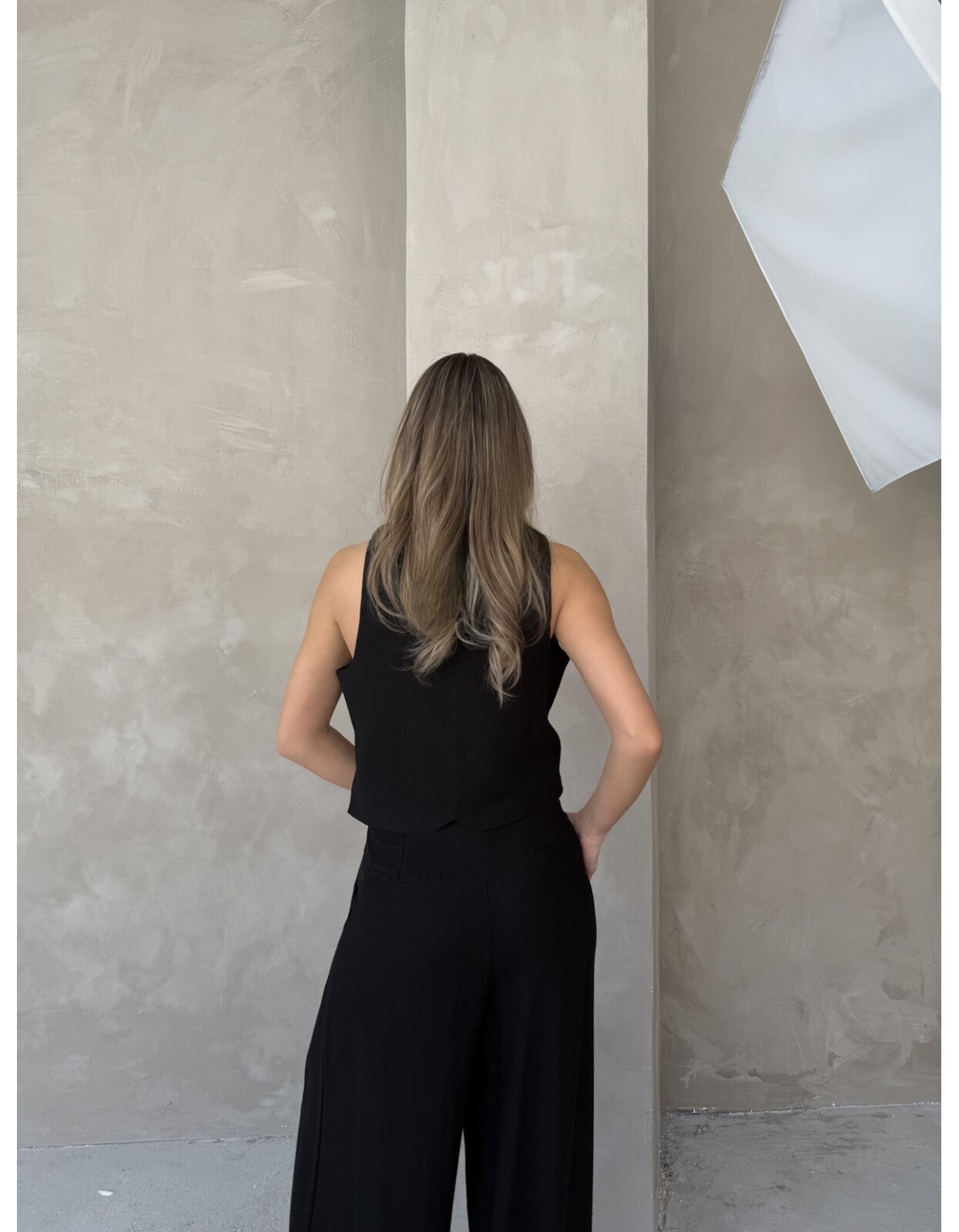 2402 - Keten Yelekli Takım