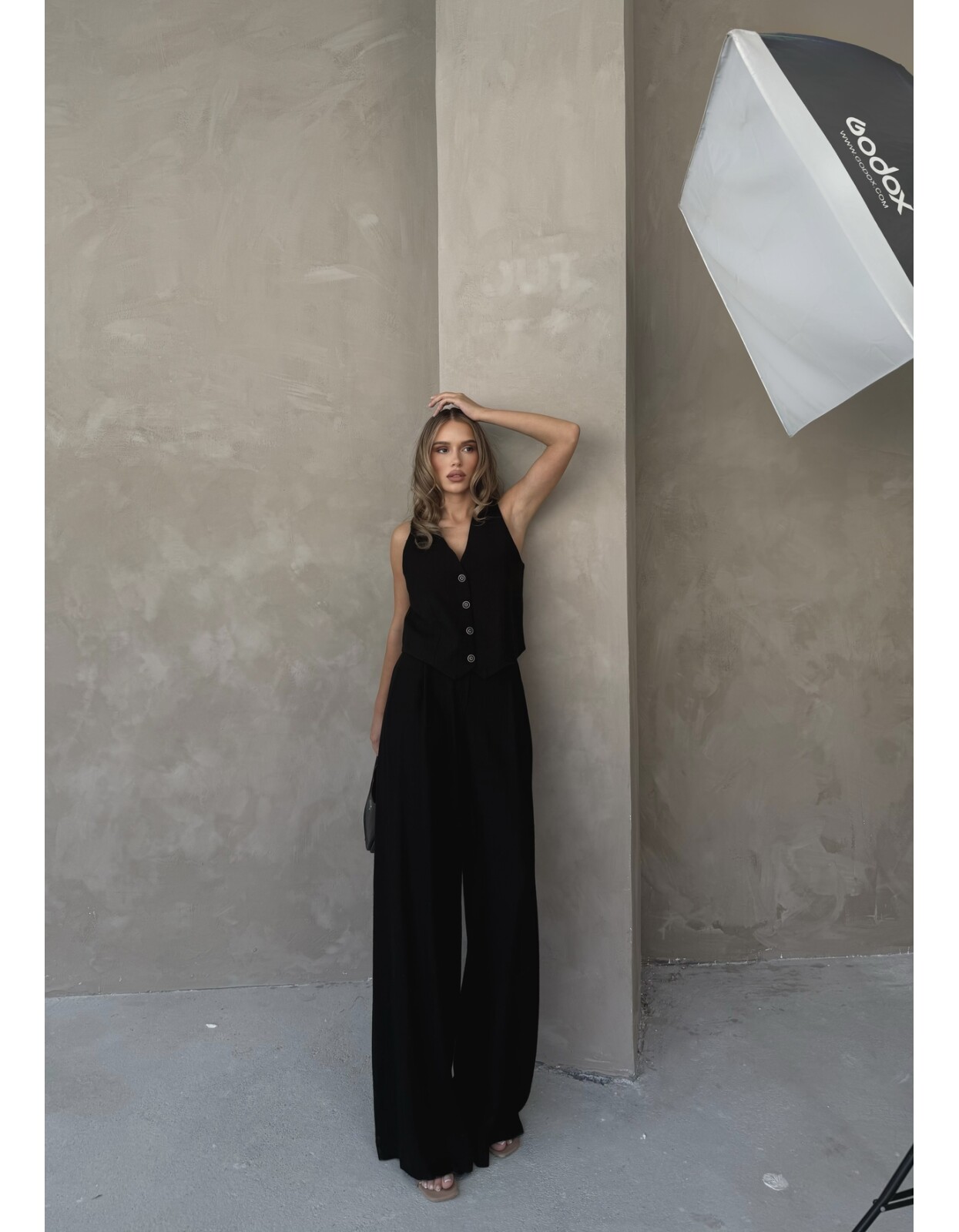 2402 - Keten Yelekli Takım