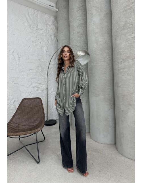 792 - Çizgili Saten Gömlek