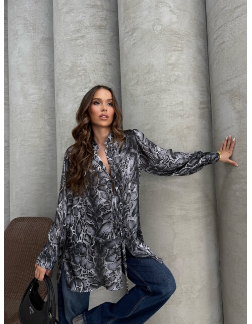 877 - Üç Bağcıklı Saten Gömlek