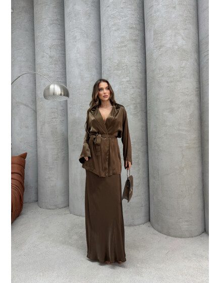 867 - Etekli Düz Saten Takım