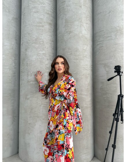 869 - Kruvaze Yandan Bağlamalı Desenli Saten Takım